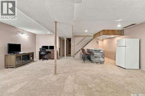 122 Michener Drive, Regina, SK 