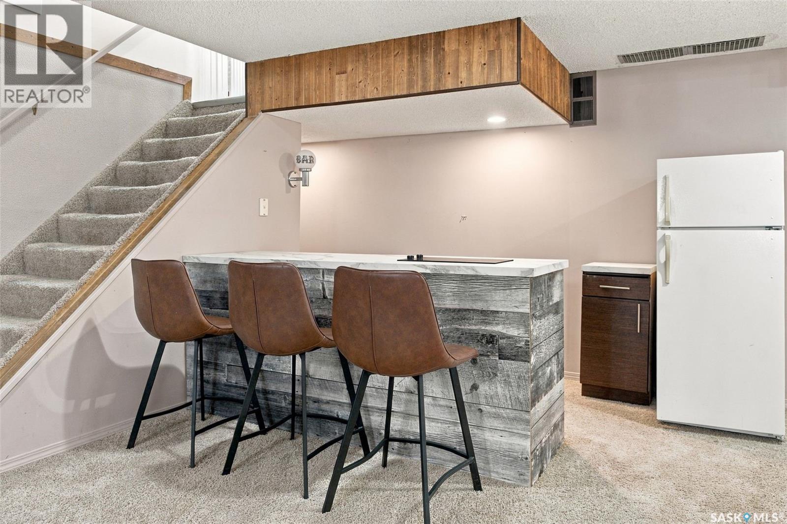 122 Michener Drive, Regina, SK