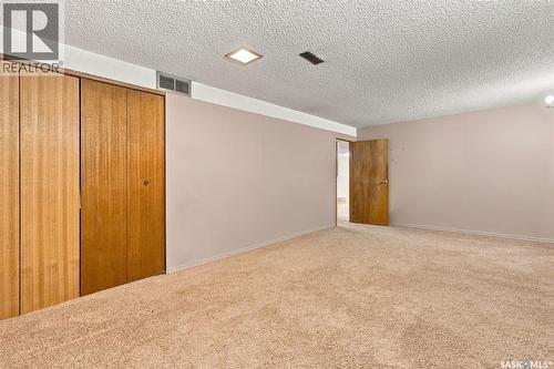 122 Michener Drive, Regina, SK 