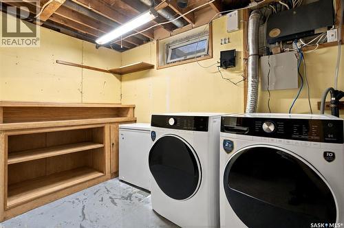 122 Michener Drive, Regina, SK 