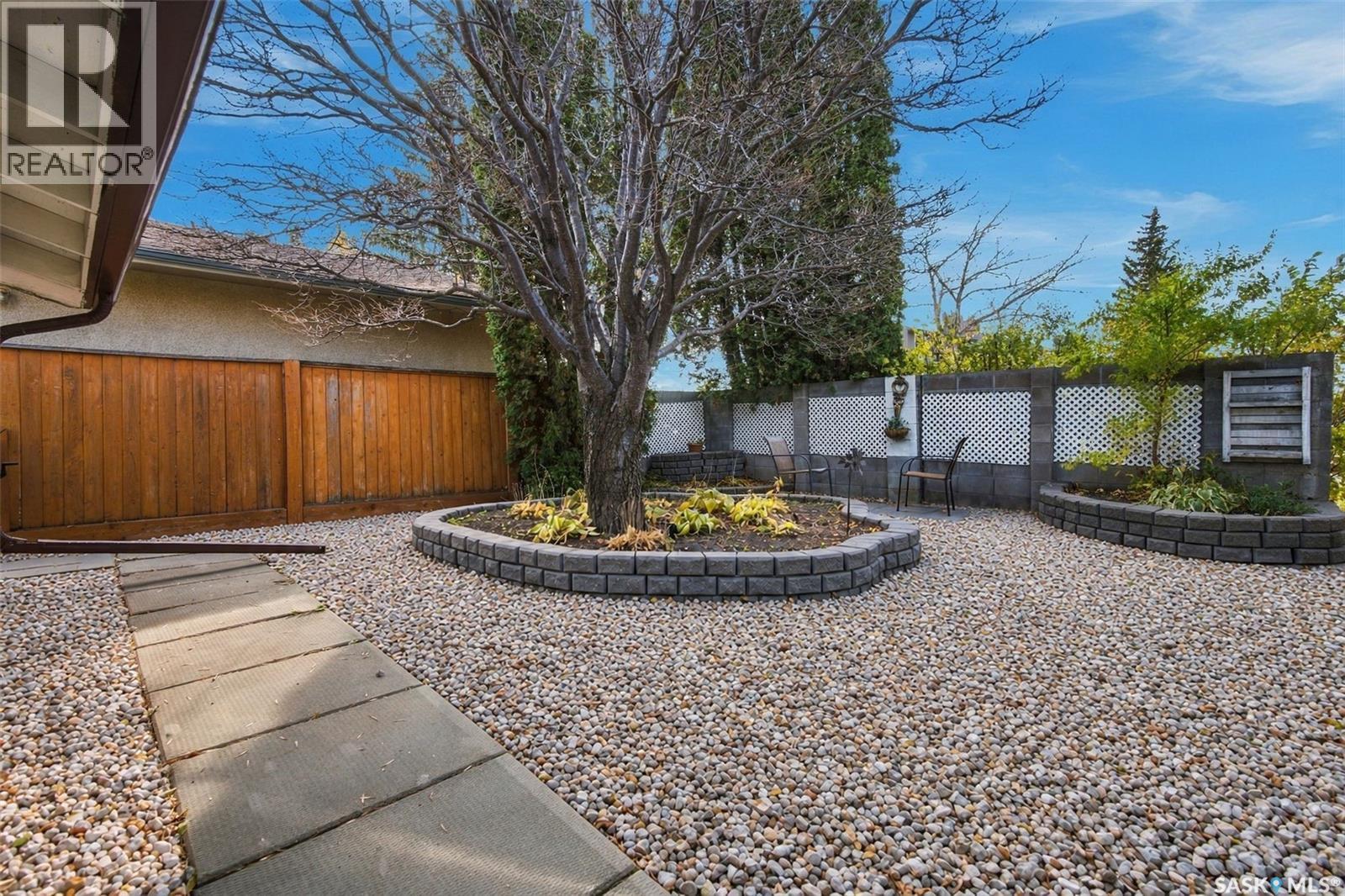 122 Michener Drive, Regina, SK