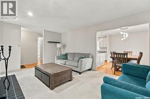 122 Michener Drive, Regina, SK 