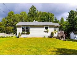 206 Claudie RD  Fredericton, NB E3G 6M4