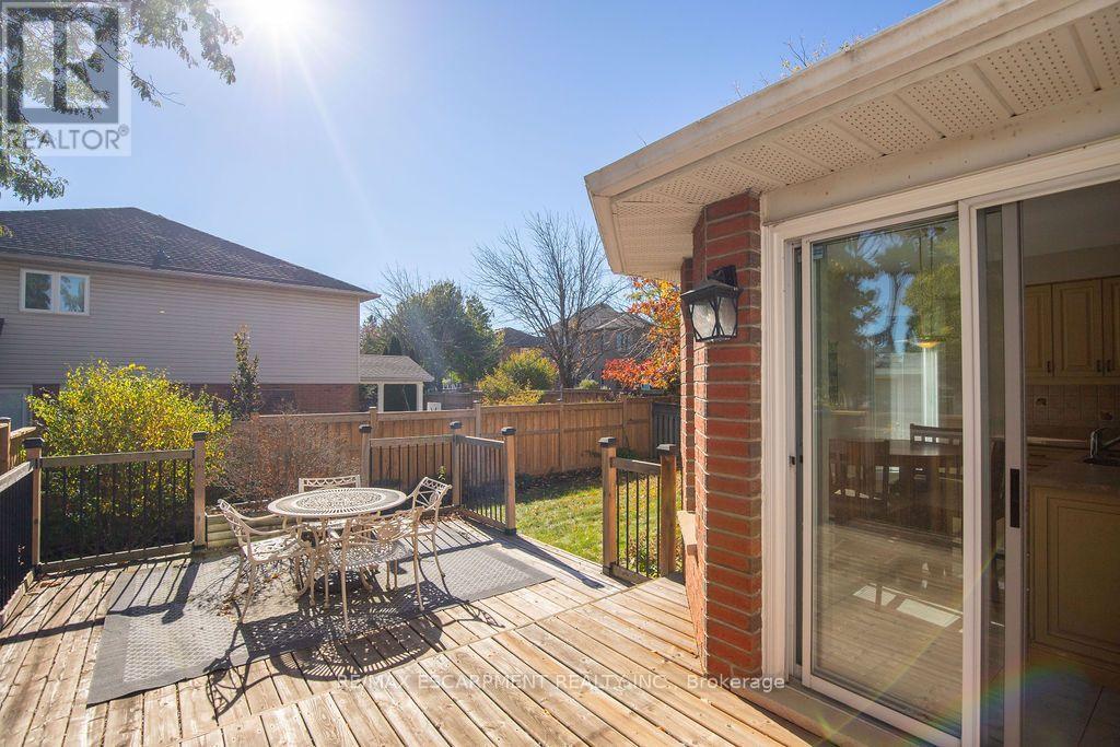 7 Falconridge Drive, Hamilton, ON