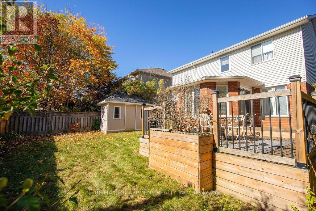 7 Falconridge Drive, Hamilton, ON