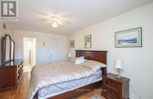 7 Falconridge Drive, Hamilton, ON 