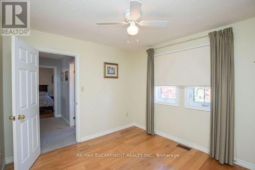 7 Falconridge Drive, Hamilton, ON 