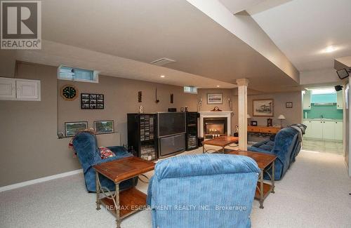 7 Falconridge Drive, Hamilton, ON 