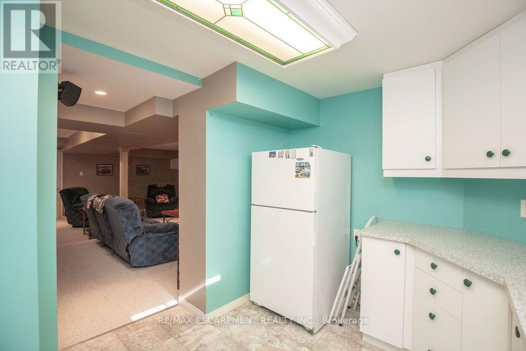 7 Falconridge Drive, Hamilton, ON