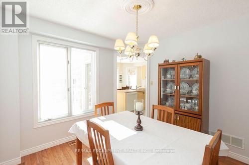 7 Falconridge Drive, Hamilton, ON 