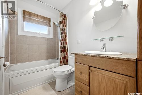 4523 England Road, Regina, SK 