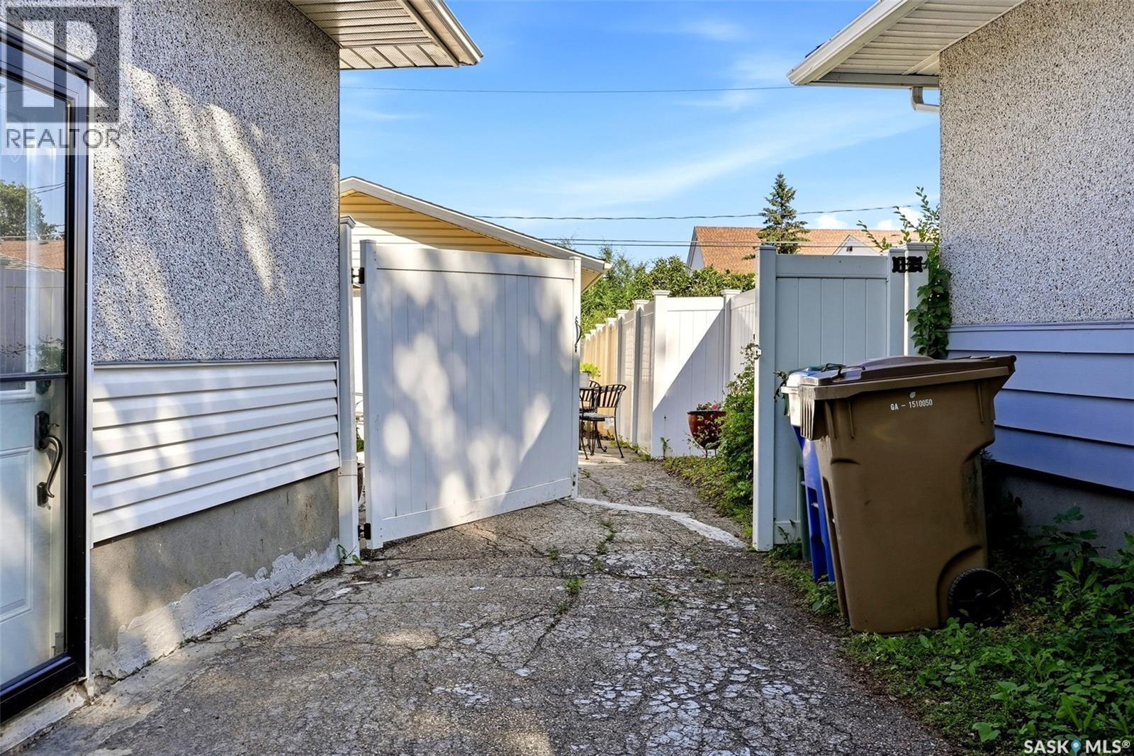 4523 England Road, Regina, SK