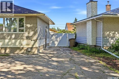 4523 England Road, Regina, SK 