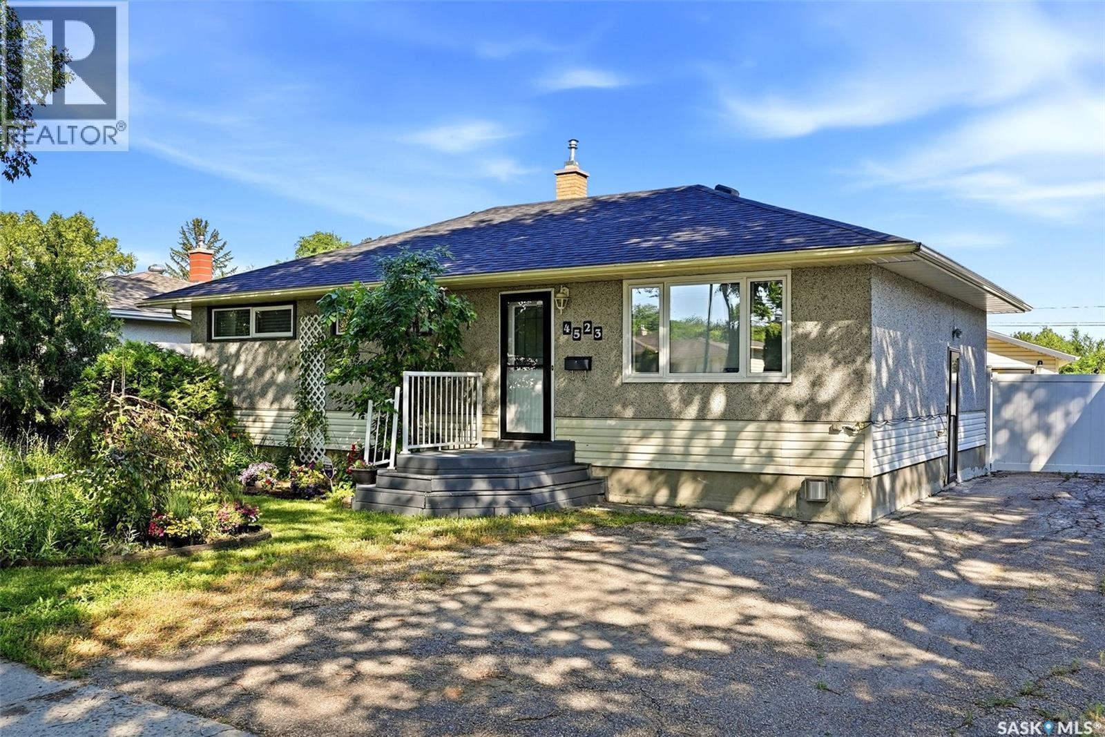 4523 England Road, Regina, SK