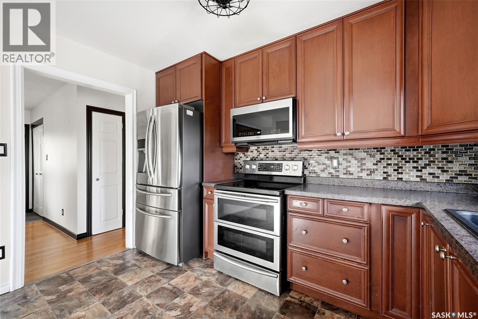 4523 England Road, Regina, SK