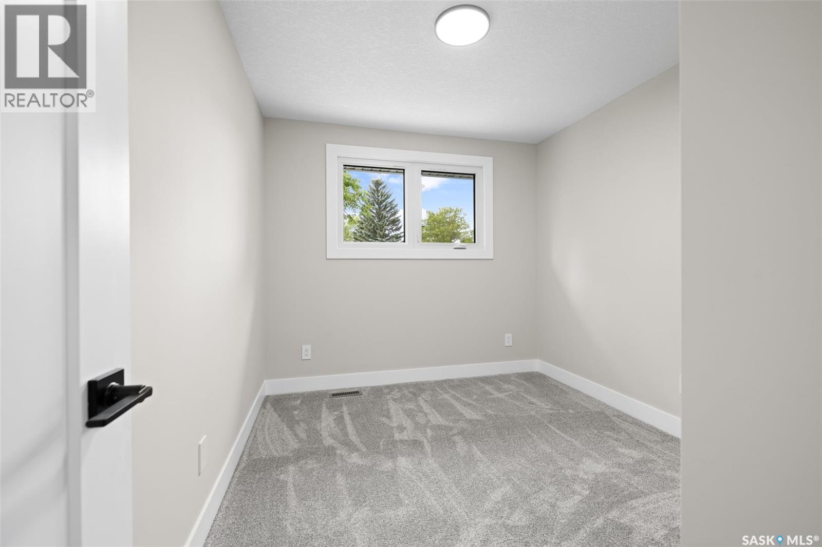10 Selkirk Crescent, Regina, SK