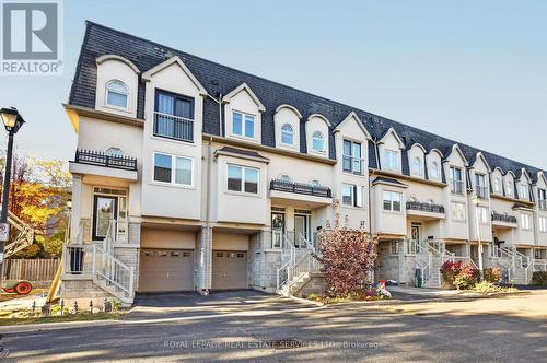 2453 SCHOLARS COMMON LANE  Burlington, ON L7P 2W2