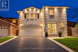 5044 GUILDWOOD WAY E Mississauga, ON L5R 2R6