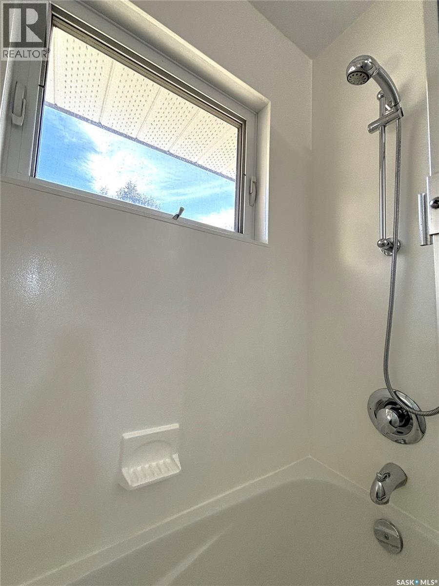 310 Vancouver Avenue S, Saskatoon, SK