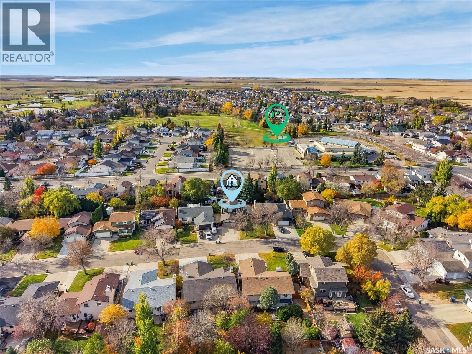 246 Hector Crescent N, Regina, SK
