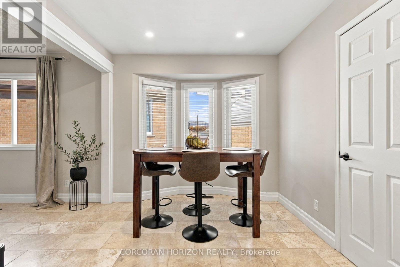 27 Costain Court, Kitchener, ON