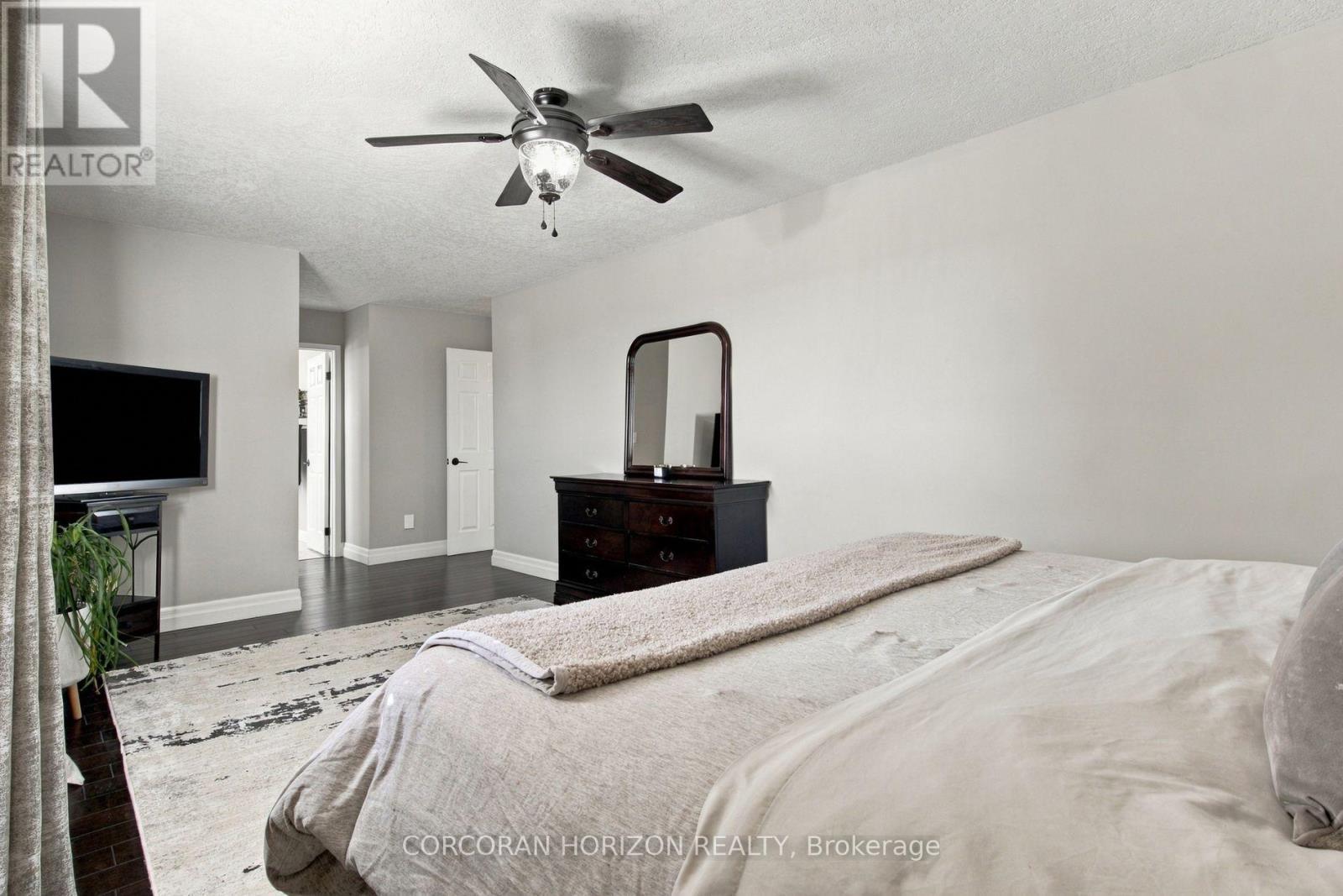 27 Costain Court, Kitchener, ON