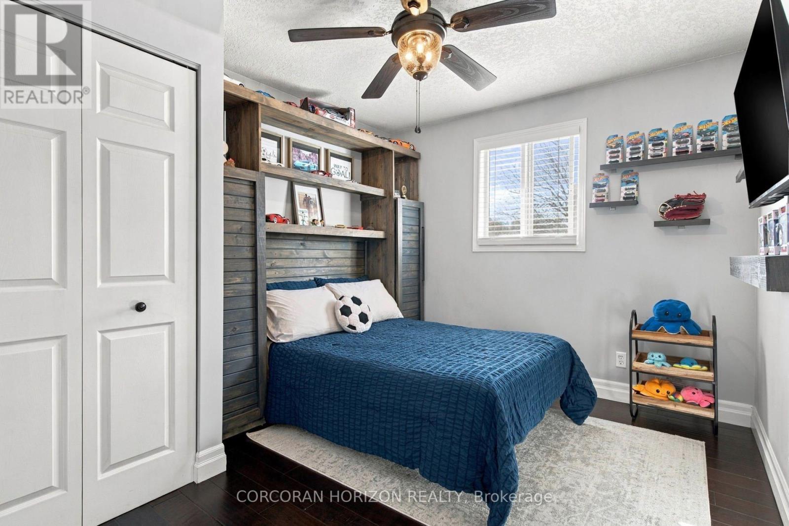 27 Costain Court, Kitchener, ON