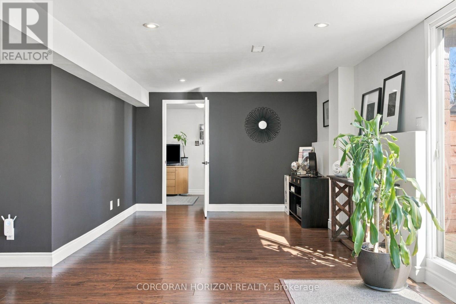 27 Costain Court, Kitchener, ON
