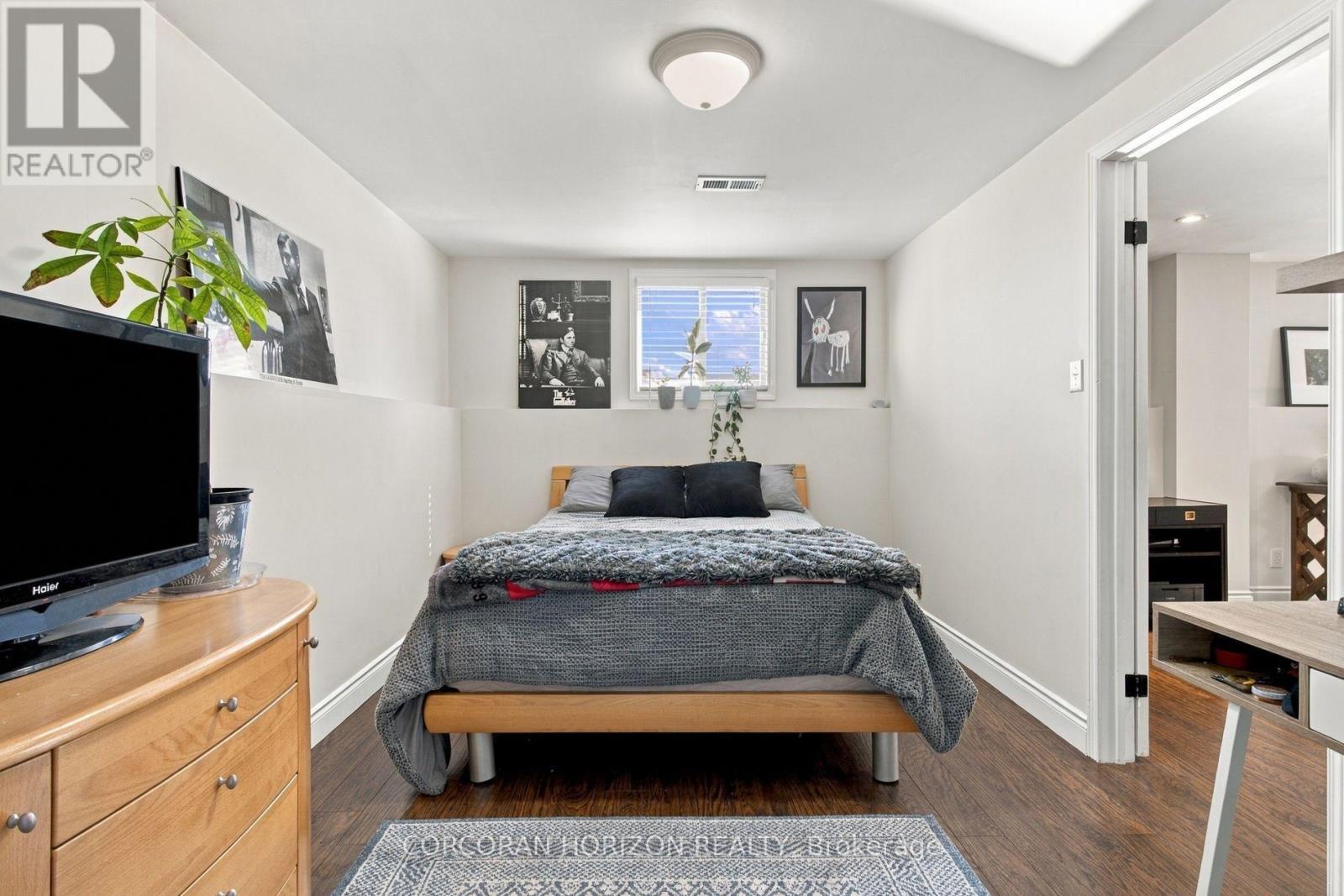 27 Costain Court, Kitchener, ON