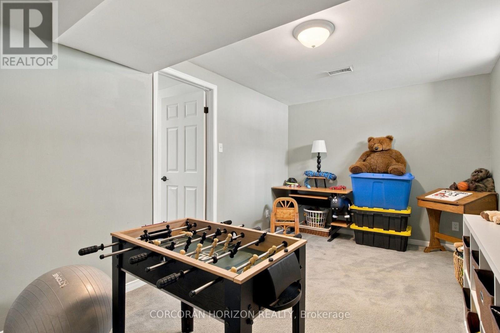 27 Costain Court, Kitchener, ON
