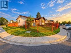 3040 Rundleside Drive NE  Calgary, AB T1Y 1G3