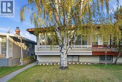 2224 34 Street SW  Calgary, AB T3E 2W3