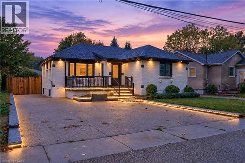 5662 MORDEN Drive  Niagara Falls, ON L2E 3C5