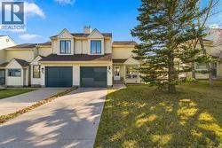 309 Sandringham Road NW  Calgary, AB T3K 3Z1