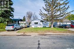 38 30th STREET E Prince Albert, SK S6V 1Y9