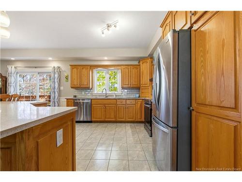 14 Wilfred Ave, Fredericton, NB 