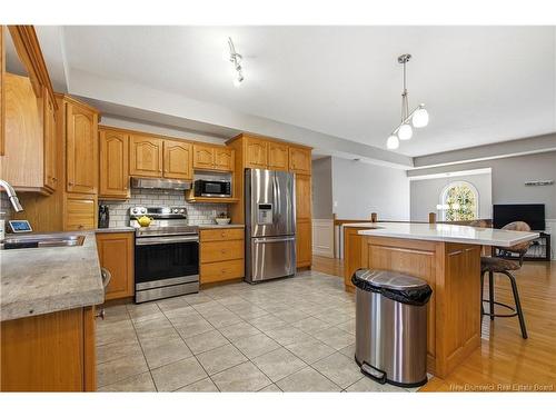 14 Wilfred Ave, Fredericton, NB 
