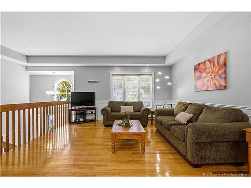 14 Wilfred Ave, Fredericton, NB 