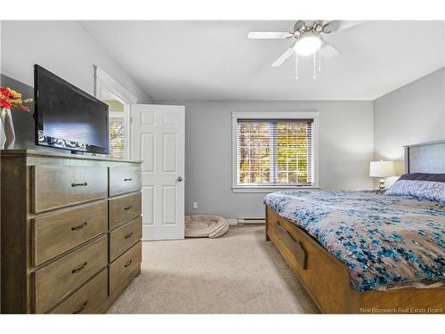 14 Wilfred Ave, Fredericton, NB 