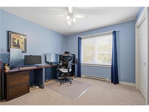 14 Wilfred Ave, Fredericton, NB 
