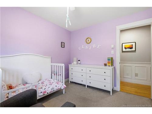 14 Wilfred Ave, Fredericton, NB 
