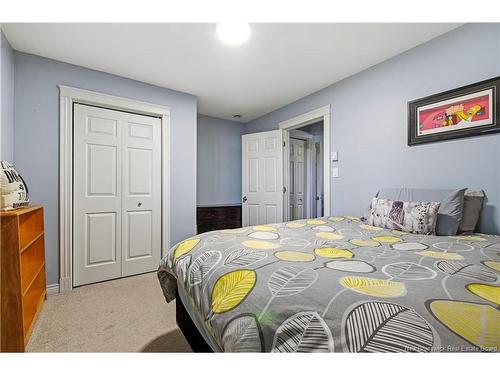 14 Wilfred Ave, Fredericton, NB 