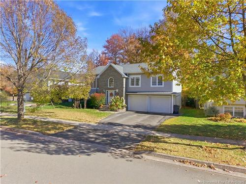 14 Wilfred Ave, Fredericton, NB 