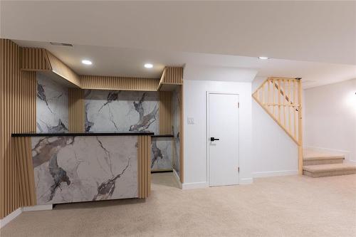 427 Thompson Drive, Winnipeg, MB 