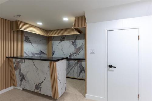 427 Thompson Drive, Winnipeg, MB 