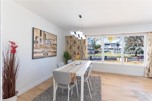 427 Thompson Drive, Winnipeg, MB 