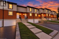 10 ANGUS Road Unit# 21  Hamilton, ON L8K 6K3