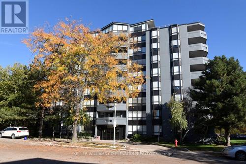 602 - 6 VILLAGE GREEN BOULEVARD  Hamilton, ON L8G 5B7
