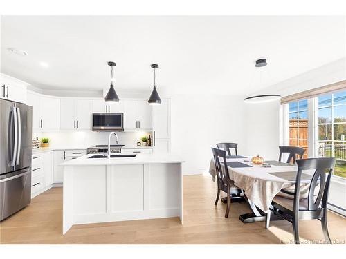 2 Huntingdon Ci, Fredericton, NB 