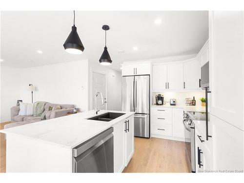 2 Huntingdon Ci, Fredericton, NB 